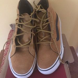 Vans Sk8 Hi Slim- Suede